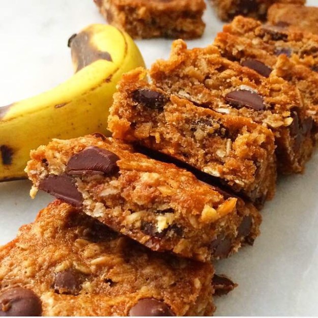 Whole Grain Banana-Chocolate Chip Bars