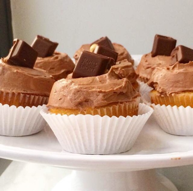 Yellow Cupcakes with Nutella Buttercream