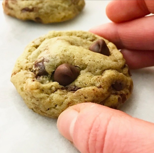 Matcha Chocolate Chip Cookies