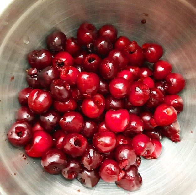 Sweet Cherry Shortbread Bars