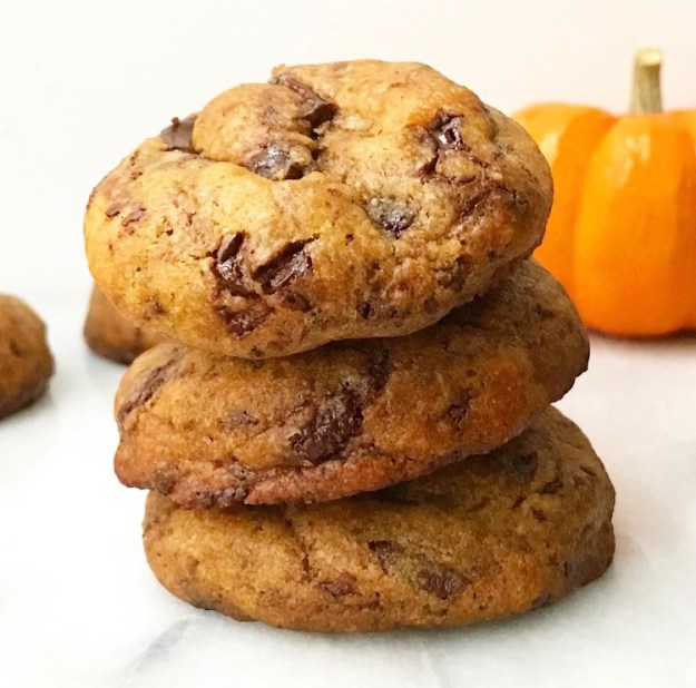 Pumpkin Chocolate Chunk Cookies {Vegan}