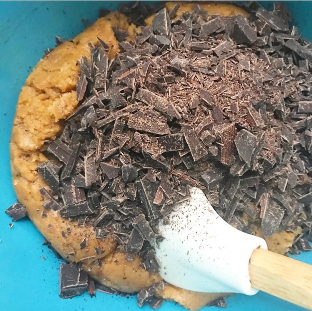 Pumpkin Chocolate Chunk Cookies {Vegan}