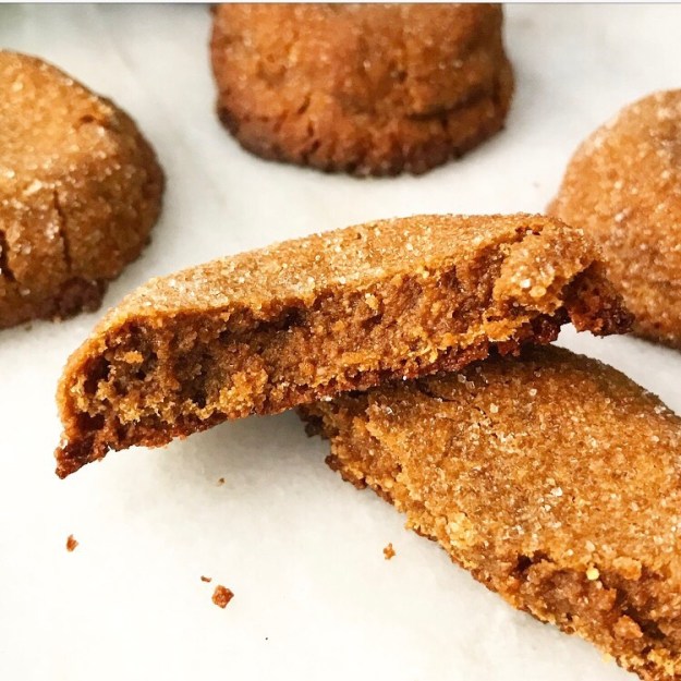 Cashew Butter Ginger Cookies {Vegan & Gluten-Free}