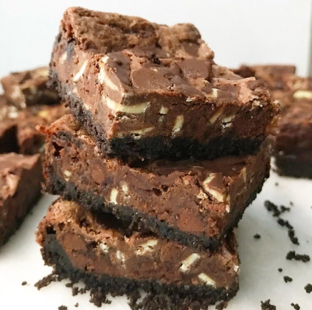 Chocolate Mint Magic Bars