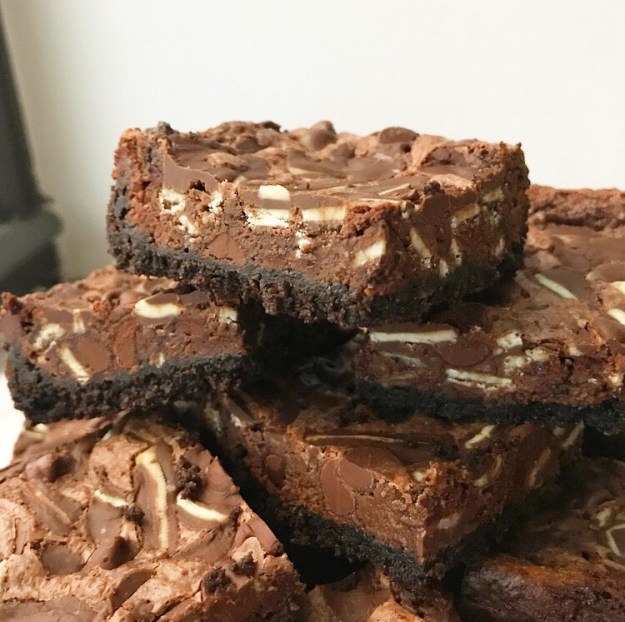 Chocolate Mint Magic Bars