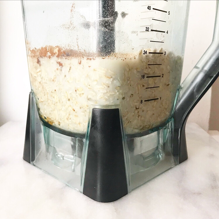 Oatmeal Blender Pancakes {Vegan & Gluten-Free}