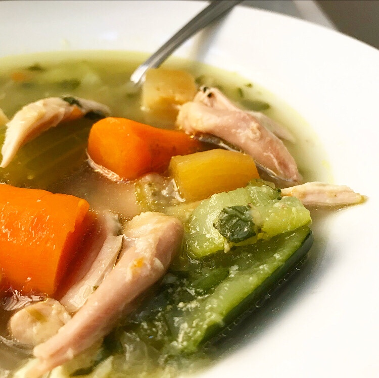 Sopa de Pollo