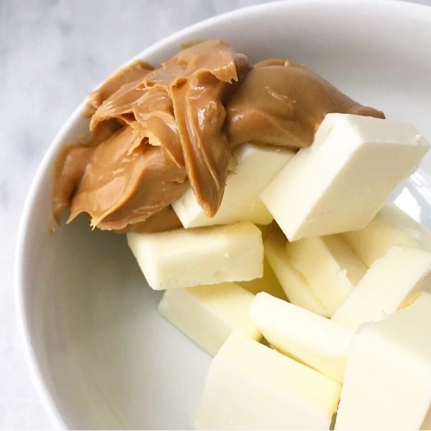 Oreo-Stuffed Peanut Butter Blondies
