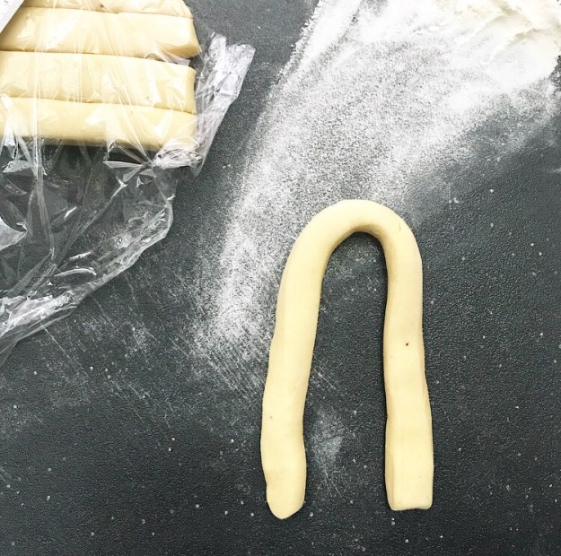 Glazed Doughnut Twists