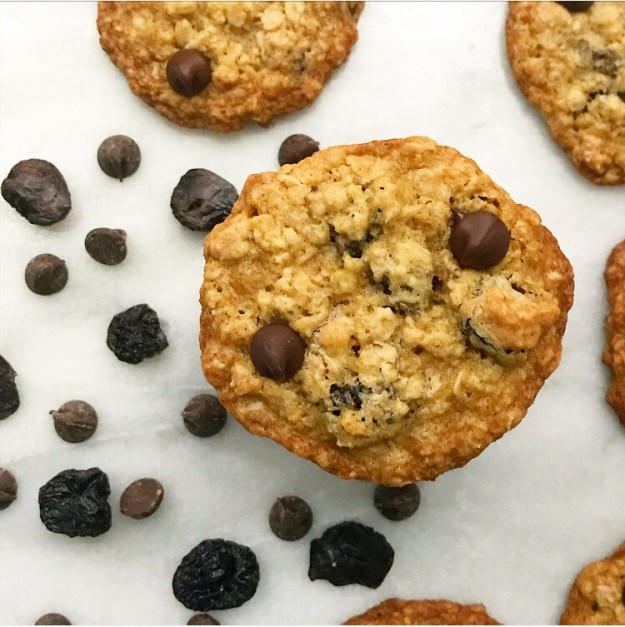 Chewy Chocolate Cherry Oatmeal Cookies