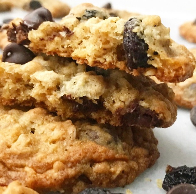 Chewy Chocolate Cherry Oatmeal Cookies