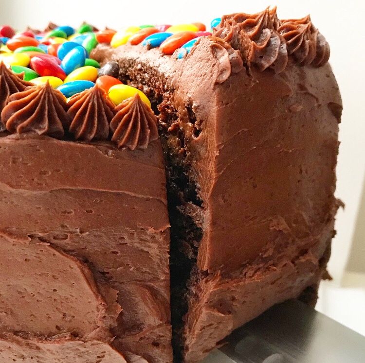 M&Ms Surprise Cake