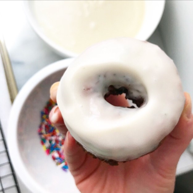Funfetti Cake Doughnuts