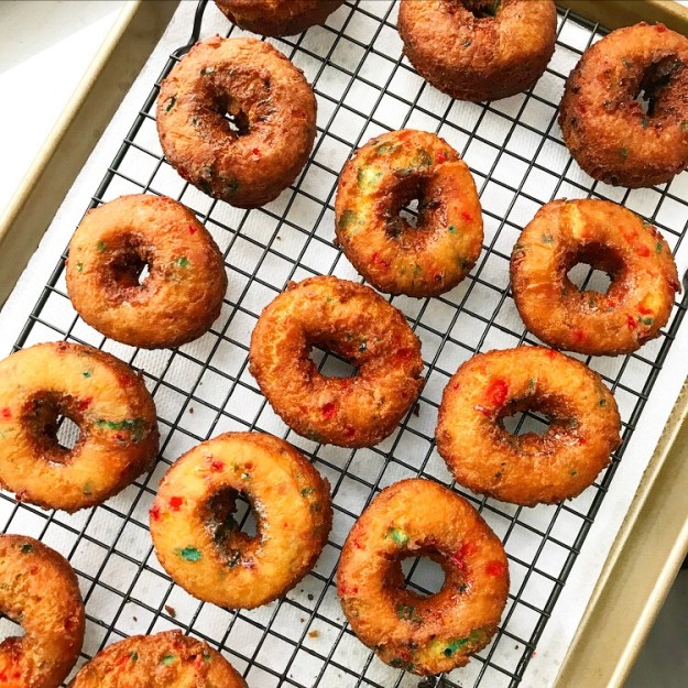 Funfetti Cake Doughnuts