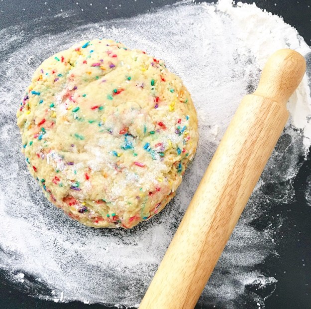 Funfetti Cake Doughnuts