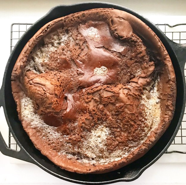 Chocolate Puff Pancake {Dutch Baby}