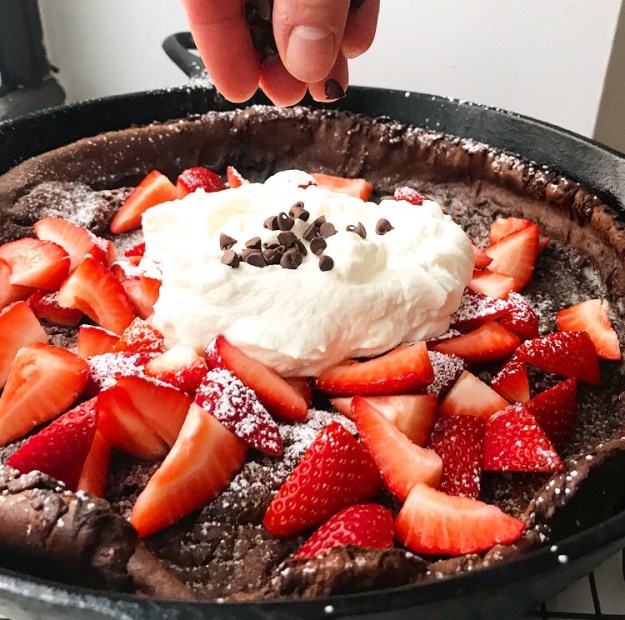 Chocolate Puff Pancake {Dutch Baby}