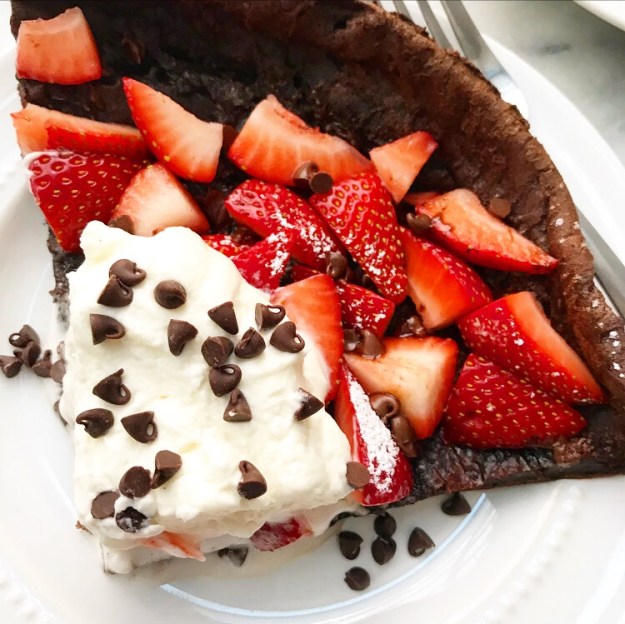 Chocolate Puff Pancake {Dutch Baby}