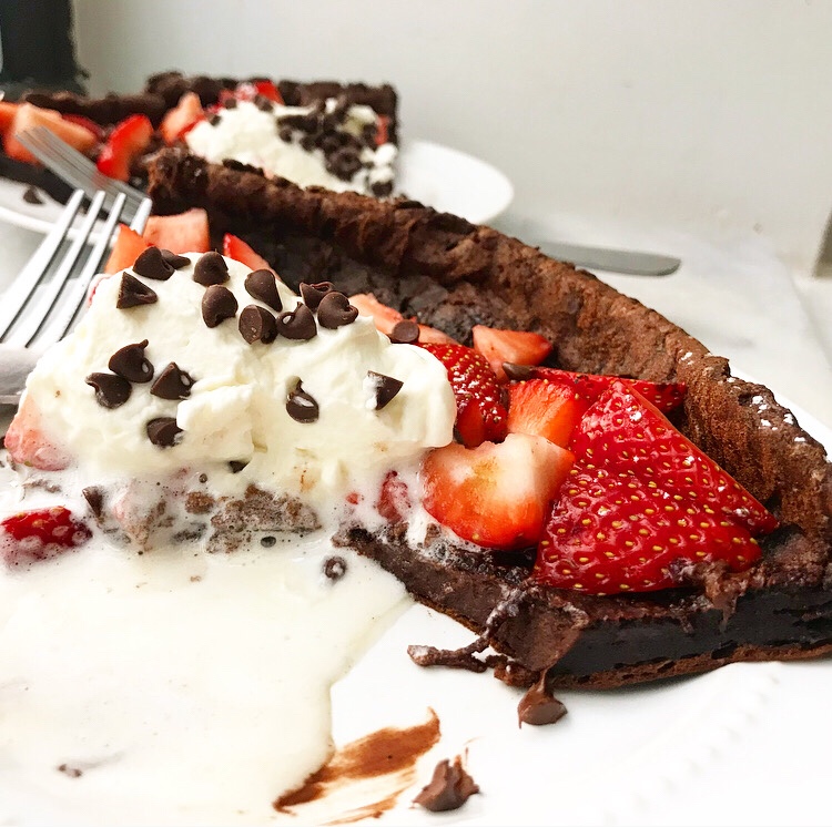 Chocolate Puff Pancake {Dutch Baby}