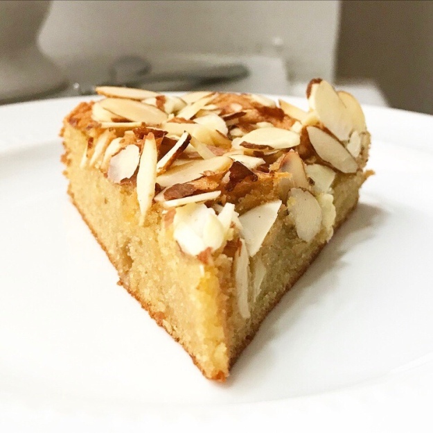 Flourless Almond Cake