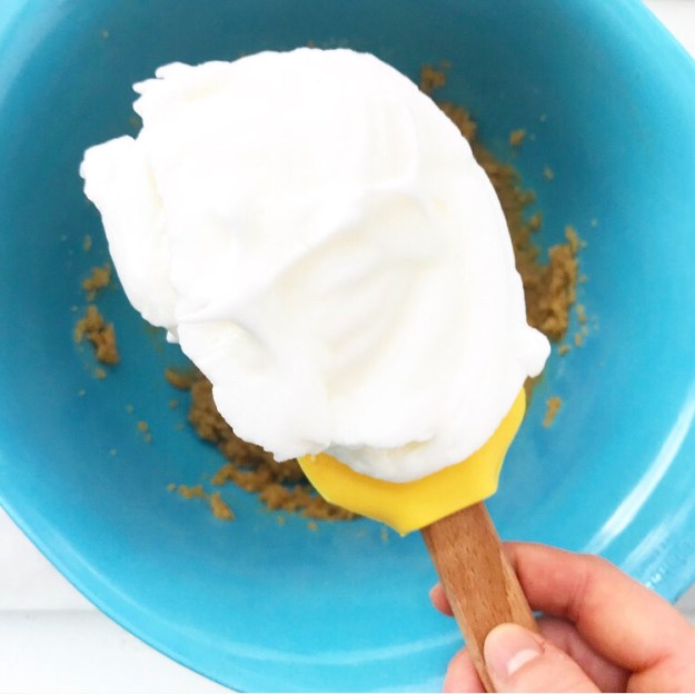 Flourless Almond Cake