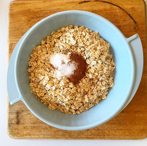 Blueberry Baked Oatmeal {Vegan & Gluten-Free}