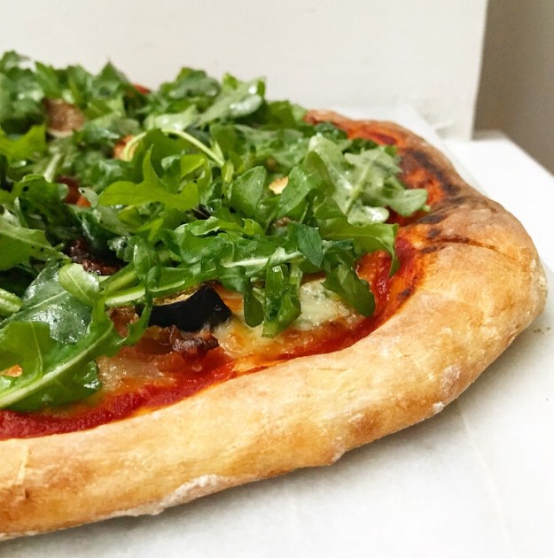 Prosciutto, Fig & Arugula Pizza