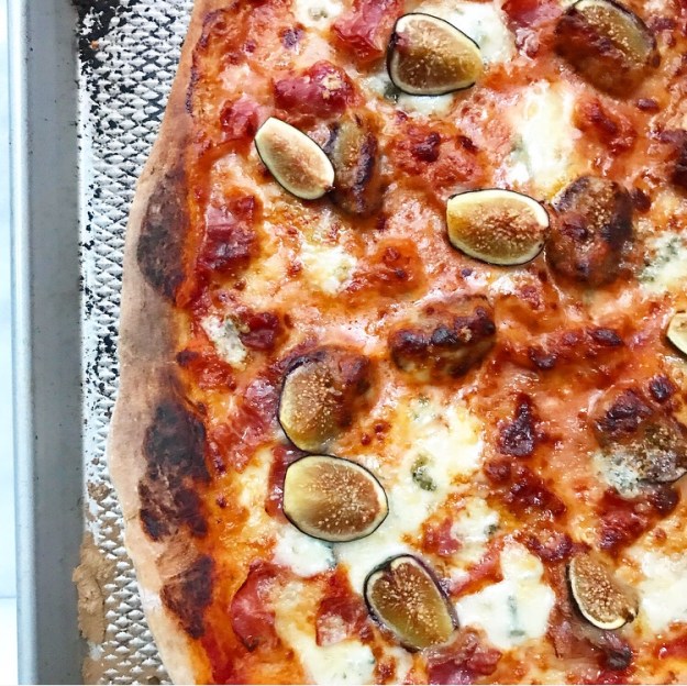 Prosciutto, Fig & Arugula Pizza