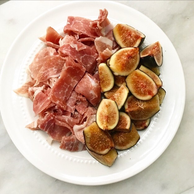 Prosciutto, Fig & Arugula Pizza