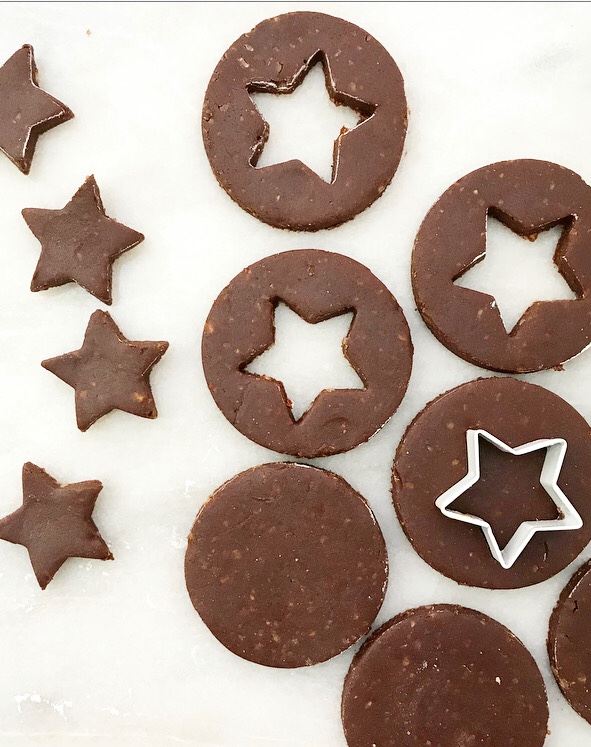 Chocolate Hazelnut Linzer Cookies