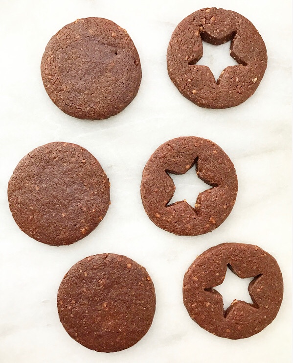 Chocolate Hazelnut Linzer Cookies