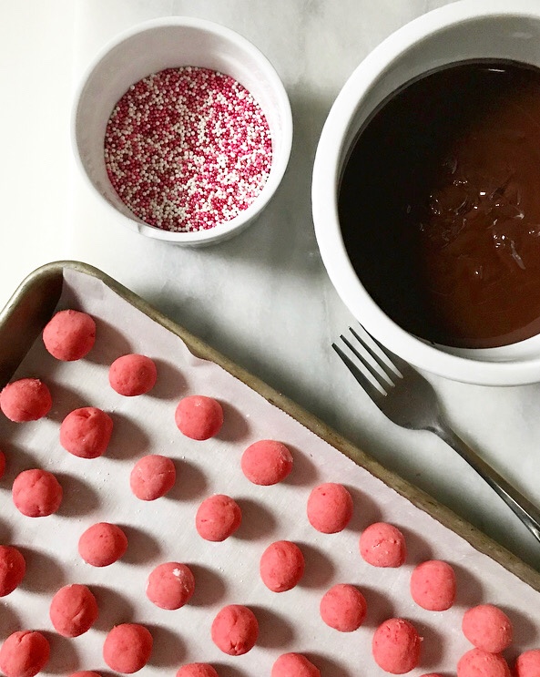 Chocolate-Covered Strawberry Buttercreams