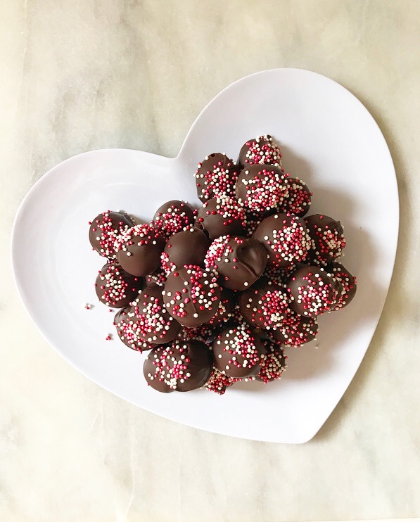 Chocolate-Covered Strawberry Buttercreams