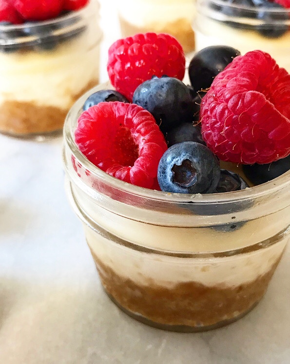 Mini Mason Jar Cheesecakes