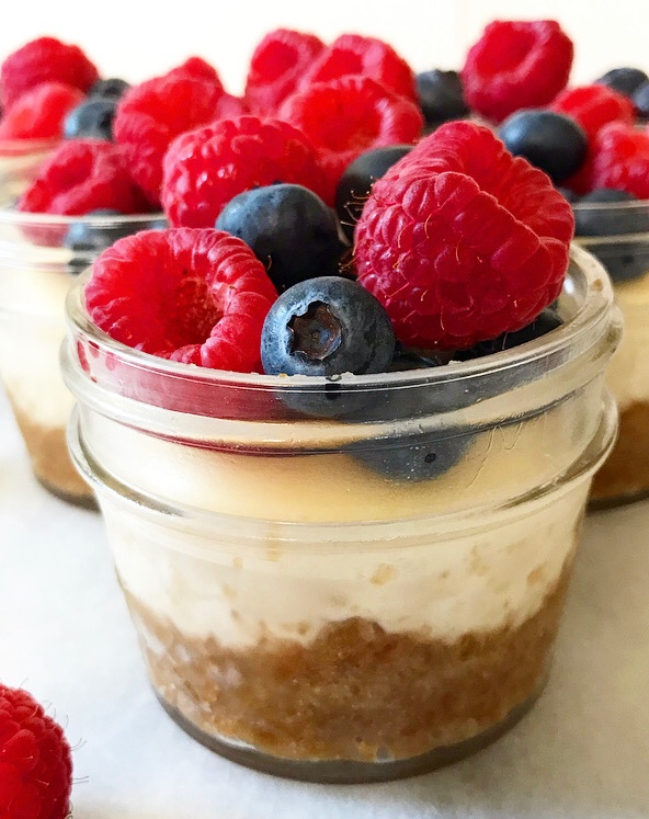 Mini Mason Jar Cheesecakes