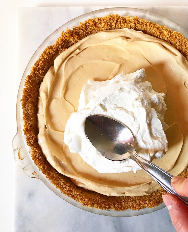 Caramel Pretzel Pie