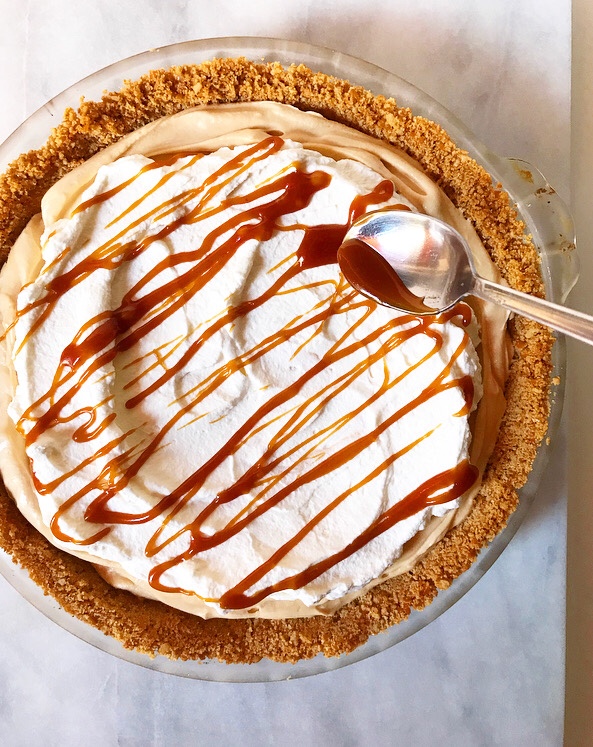 Caramel Pretzel Pie