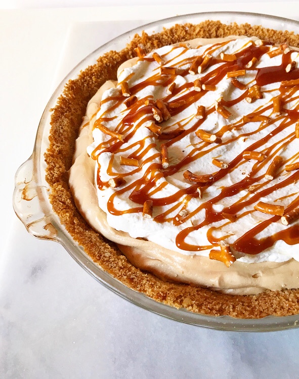 Caramel Pretzel Pie