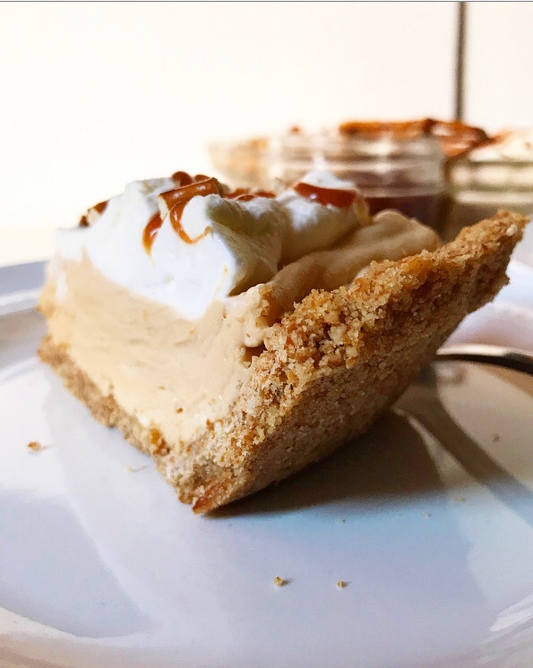 Caramel Pretzel Pie
