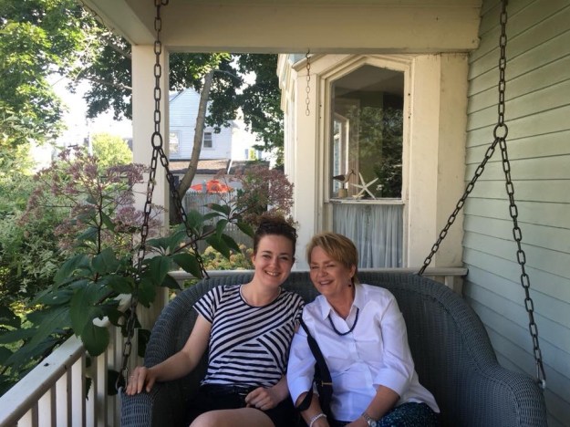 Mini Mason Jar Cheesecakes