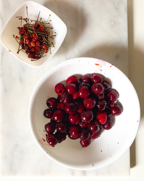 Sweet Cherry Sugar Cookie Crumble