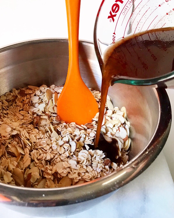 Peachy Keen Granola {Vegan & Gluten-Free}