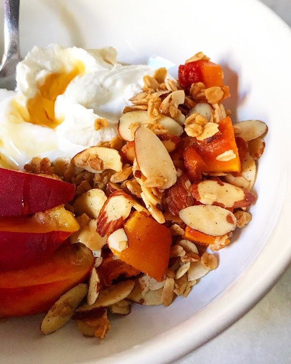 Peachy Keen Granola {Vegan & Gluten-Free}