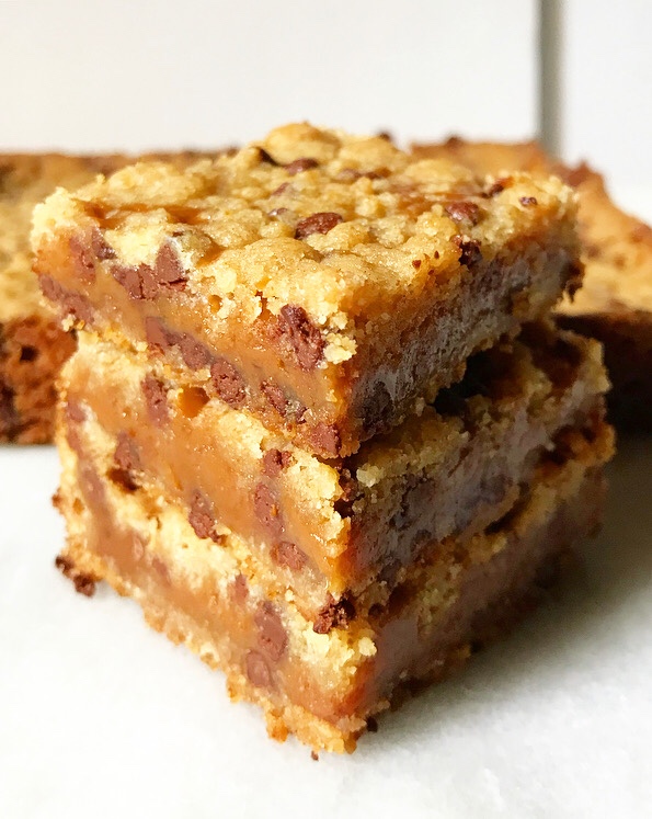 Salted Caramel Chocolate Chip Bars