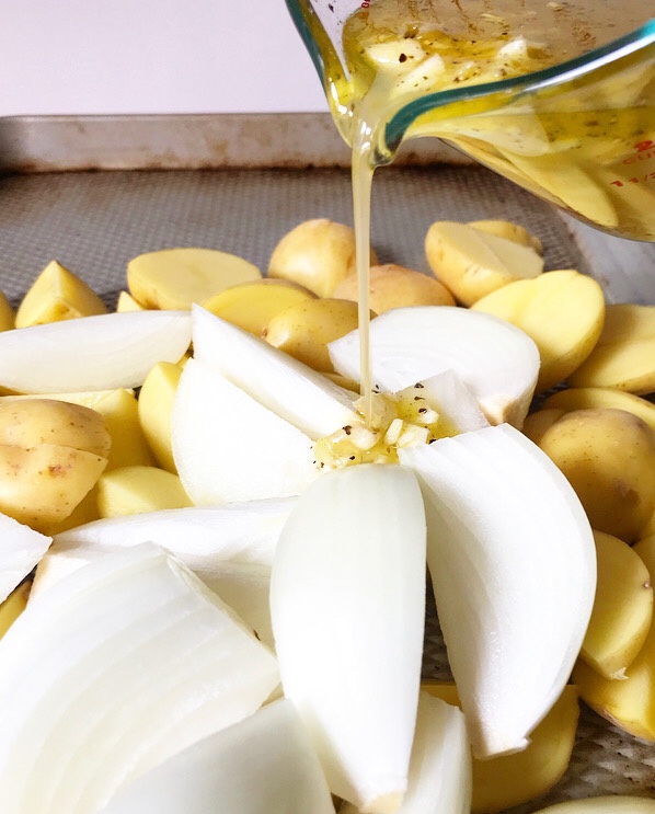 Frarej {Lebanese Lemon Chicken}