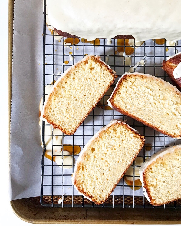 Maple Drizzle Cakes