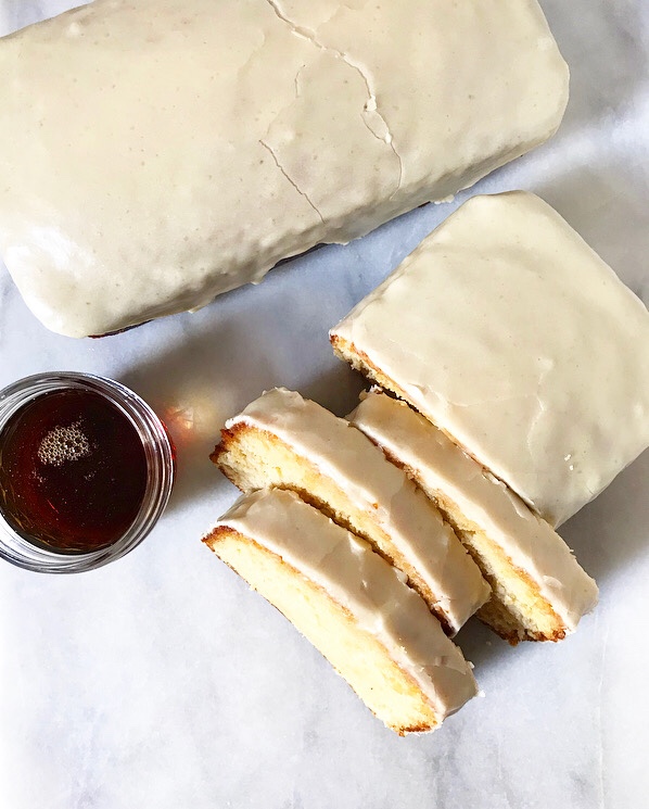 Maple Drizzle Cakes