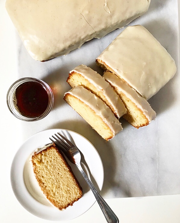 Maple Drizzle Cakes