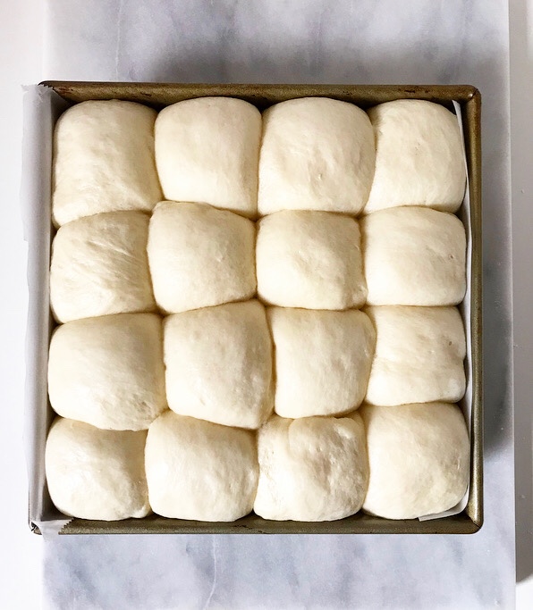 Fluffy Dinner Rolls