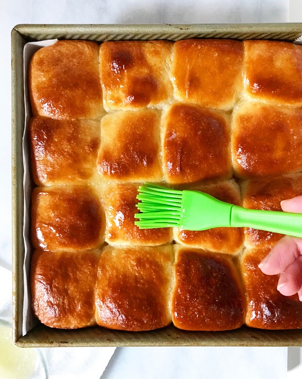 Fluffy Dinner Rolls
